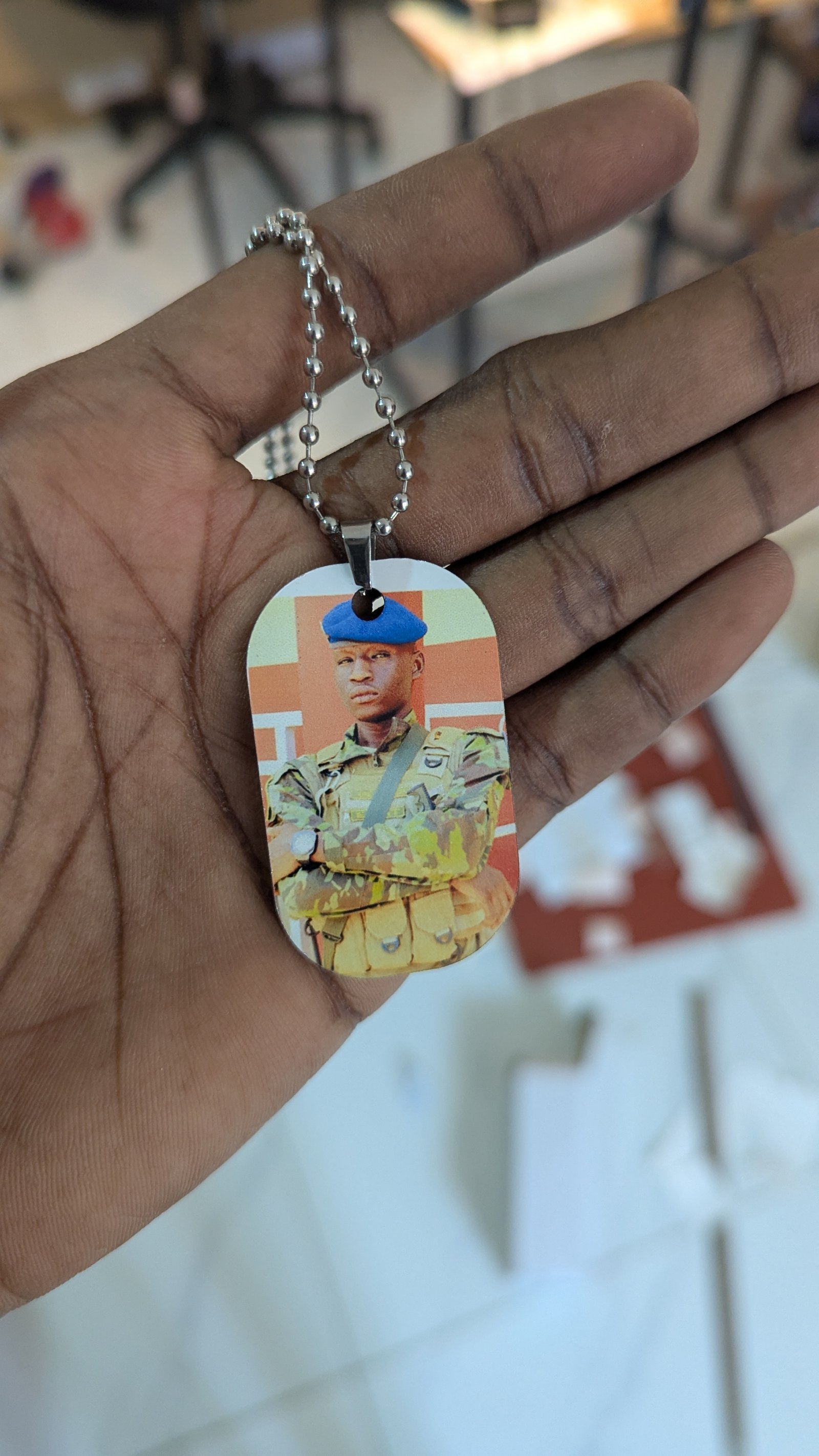 Collier couleur inox+aluminium