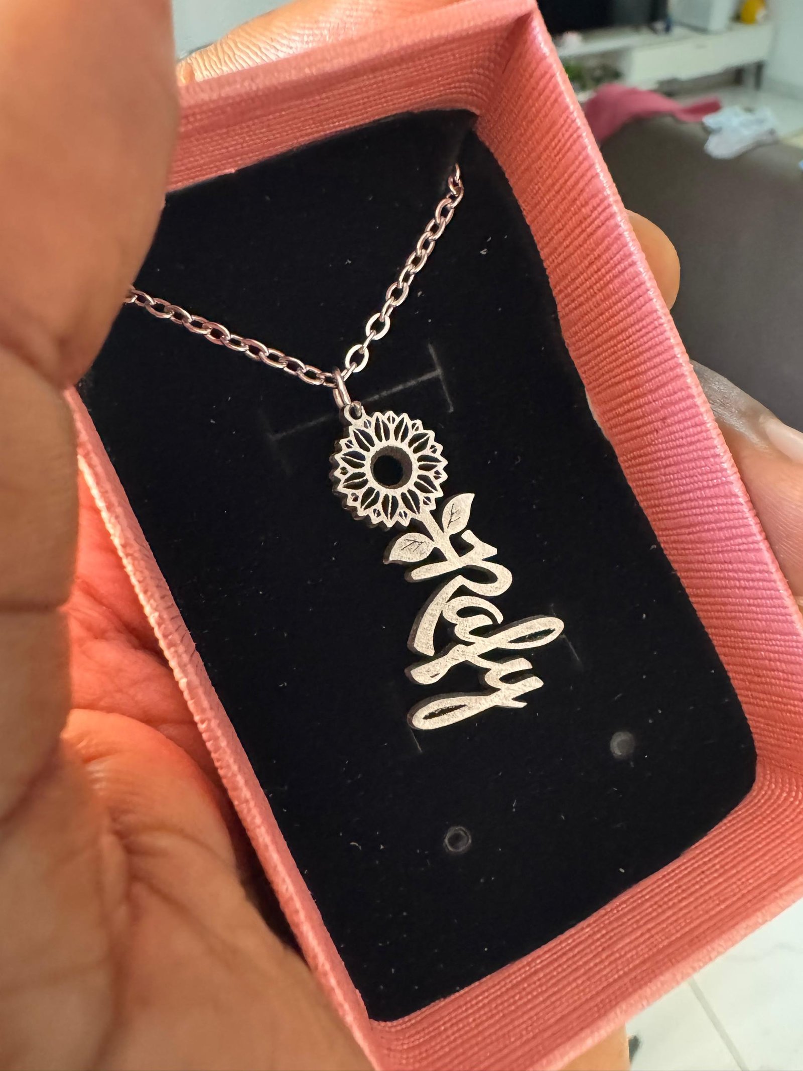 Collier Nom femme Inox argenté 2